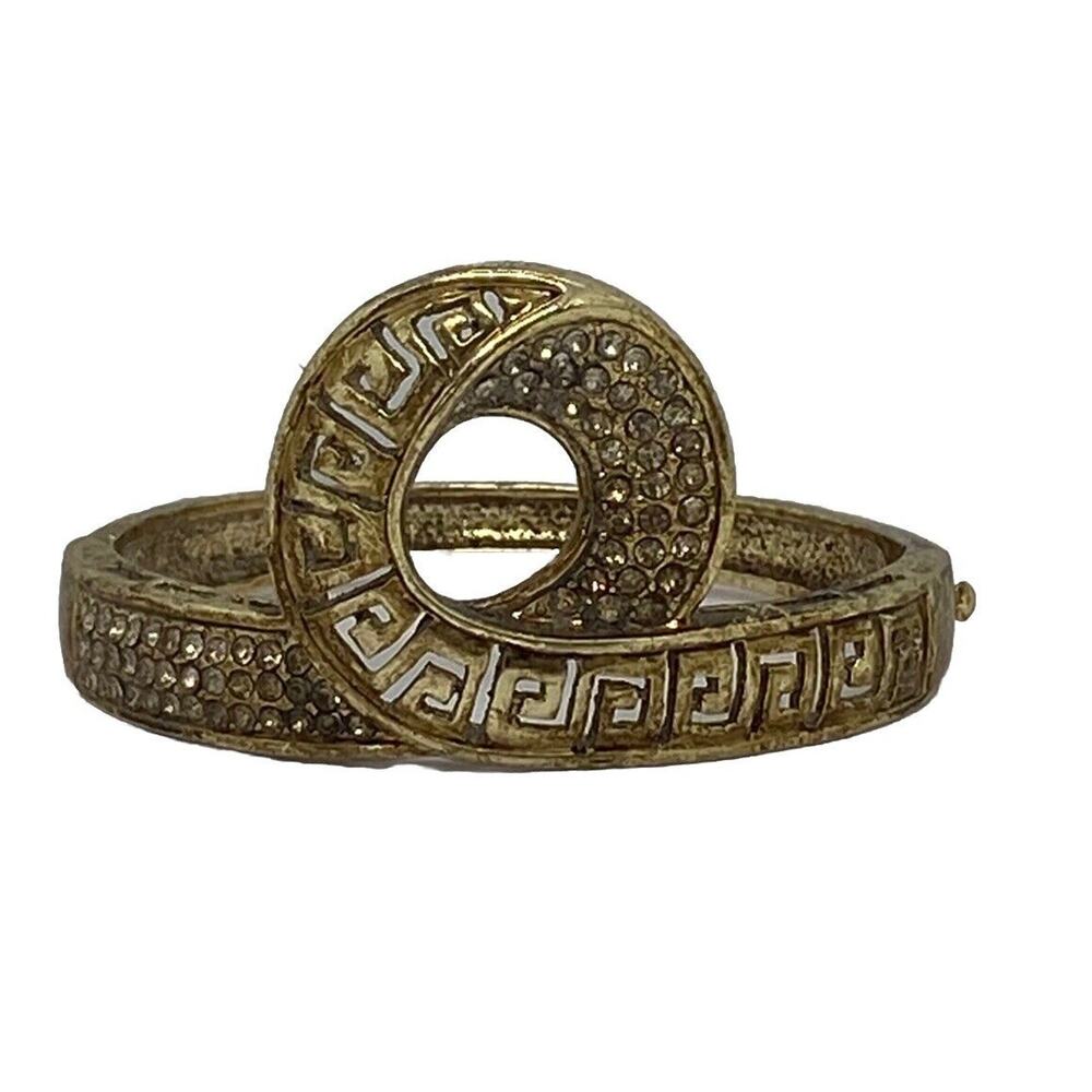 Vintage Gold Tone Bracelet White Rhinestone 9” Round Bracelet Circle Design - Picture 16 of 16